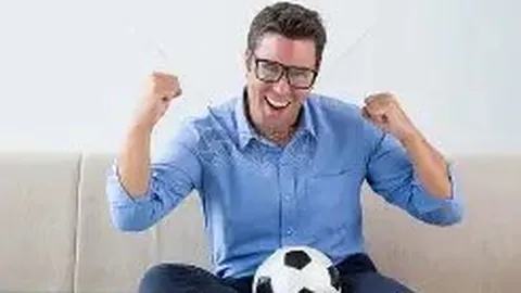 沪港对决风云再起！国脚归化领衔，四将外援强攻猛射，刘若钒冲锋陷阵，谁能一统江湖？